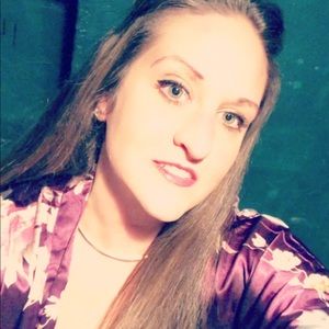 Meet your Posher, Beth